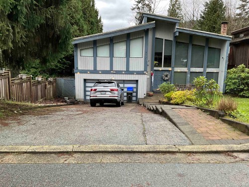 2525 Norcrest Court  Burnaby, BC V3J 1C7