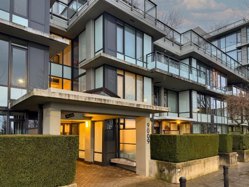 621-9009 Cornerstone Mews  Burnaby, BC V5A 0B9