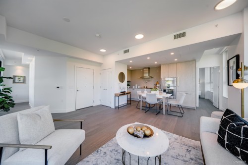 503-4908 Cambie Street, Vancouver, BC 