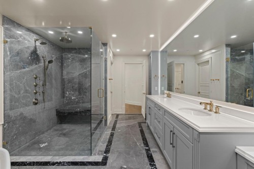 1445 Sandhurst Place, West Vancouver, BC 