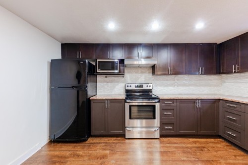 8008 Ash Street, Richmond, BC 