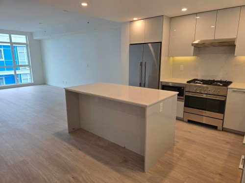 Sl65-10333 River Drive, Richmond, BC 