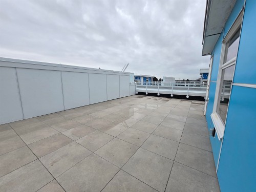 Sl65-10333 River Drive, Richmond, BC 