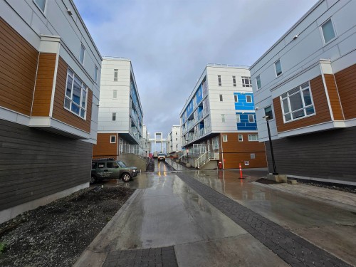 Sl65-10333 River Drive, Richmond, BC 