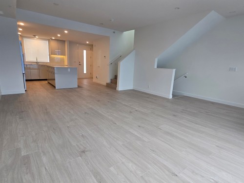 Sl65-10333 River Drive, Richmond, BC 