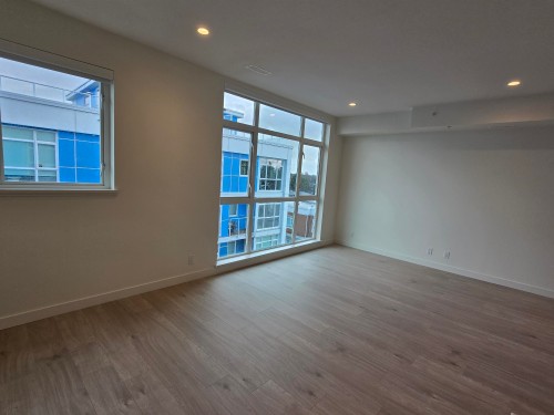 Sl65-10333 River Drive, Richmond, BC 