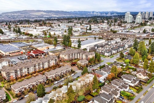 101-5889 Irmin Street, Burnaby, BC 