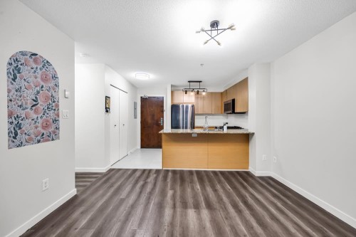 101-5889 Irmin Street, Burnaby, BC 