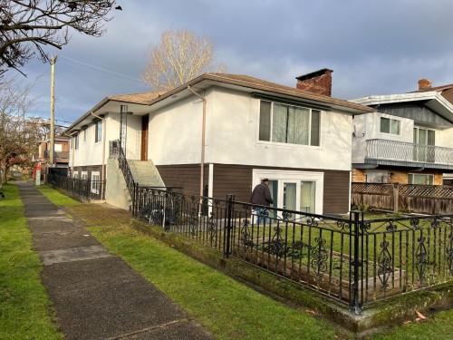 505 45Th Avenue E, Vancouver, BC 