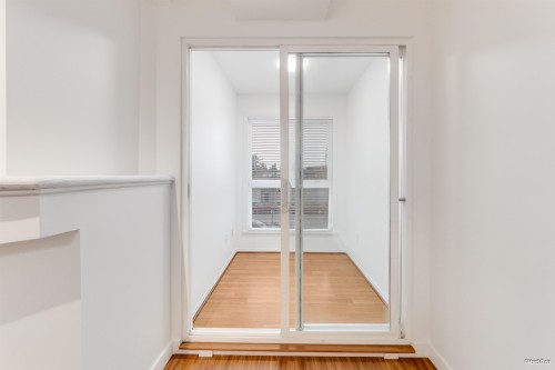 210-4989 Duchess Street, Vancouver, BC 