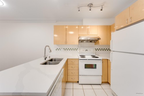 210-4989 Duchess Street, Vancouver, BC 