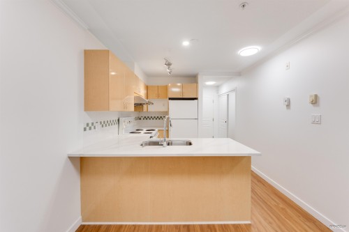 210-4989 Duchess Street, Vancouver, BC 