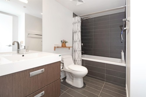 1045 Richards Street, Vancouver, BC 