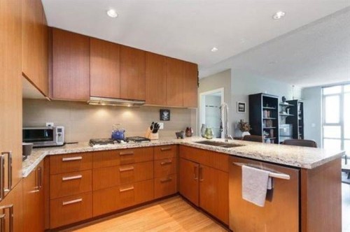 701-1155 The High Street, Coquitlam, BC 