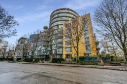 414-1485 6th Avenue W Vancouver, BC V6H 4G1