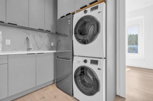 8151 Fairbrook Crescent, Richmond, BC 