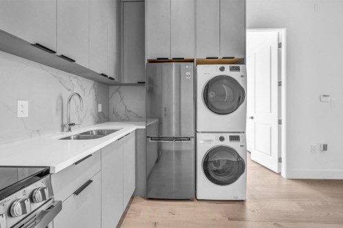 8151 Fairbrook Crescent, Richmond, BC 