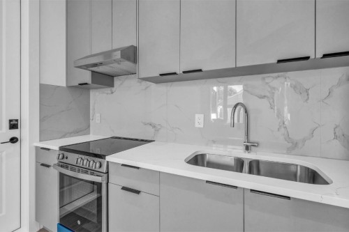 8151 Fairbrook Crescent, Richmond, BC 