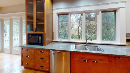 3558 35Th Avenue W, Vancouver, BC 