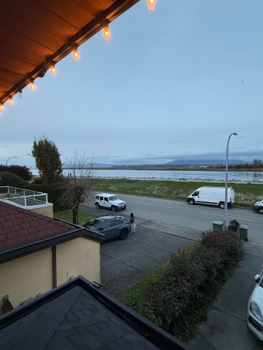 3200 River Rd, Richmond, BC 