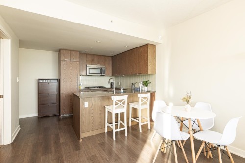 504-2975 Atlantic Ave, Coquitlam, BC 