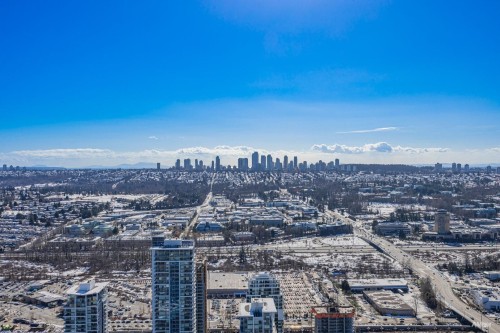 3806-2085 Skyline Crt, Burnaby, BC 