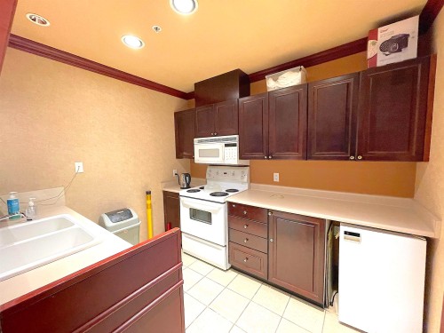 117-8060 Jones Road, Richmond, BC 