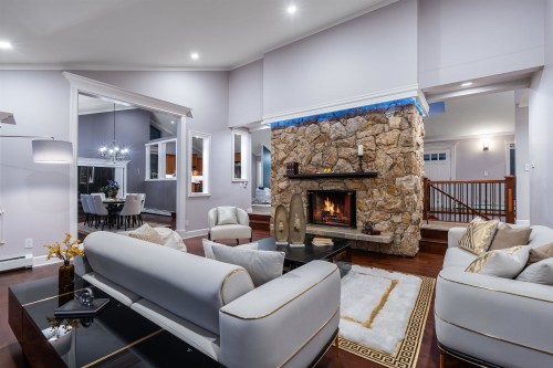 1521 Chartwell Drive, West Vancouver, BC 