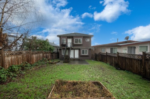 741 61St Avenue E, Vancouver, BC 