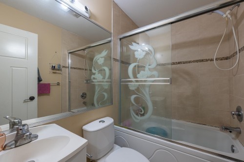 741 61St Avenue E, Vancouver, BC 