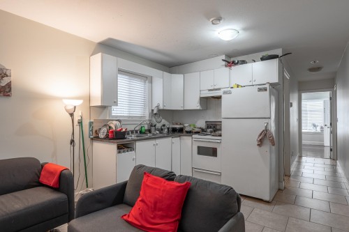 741 61St Avenue E, Vancouver, BC 