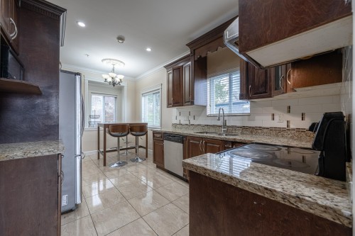 741 61St Avenue E, Vancouver, BC 