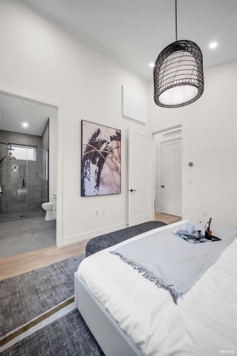 1-65 King Edward Avenue E, Vancouver, BC 