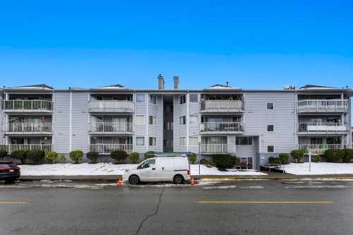 102-22222 119 Avenue, Maple Ridge, BC 