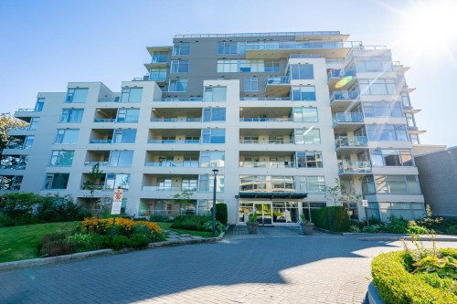 005-9298 University Crescent  Burnaby, BC V5A 4X8
