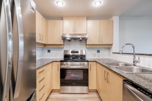 005-9298 University Crescent, Burnaby, BC 