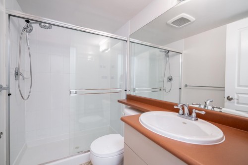 005-9298 University Crescent, Burnaby, BC 