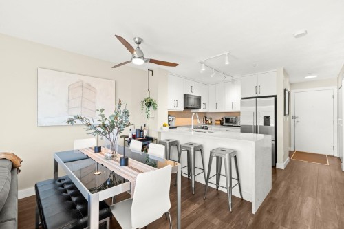 410-124 3Rd Street W, North Vancouver, BC 