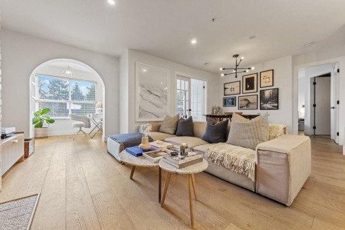 2680 4Th Avenue W, Vancouver, BC 