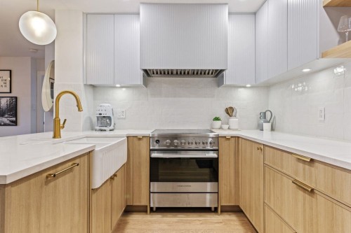 2680 4Th Avenue W, Vancouver, BC 