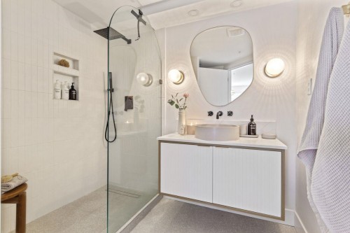 2680 4Th Avenue W, Vancouver, BC 