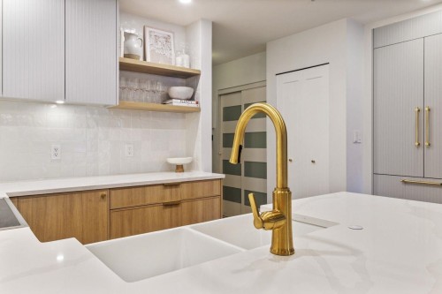 2680 4Th Avenue W, Vancouver, BC 