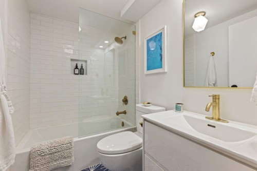 2680 4Th Avenue W, Vancouver, BC 