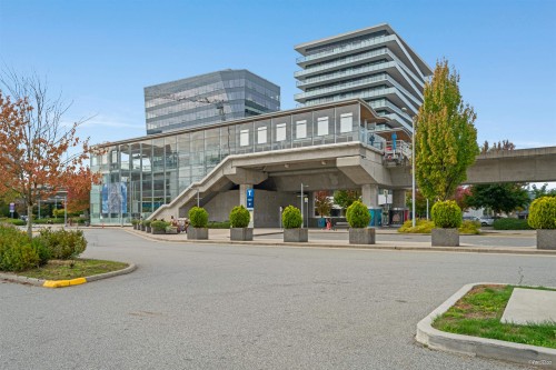 115-8591 Westminster Highway, Richmond, BC 
