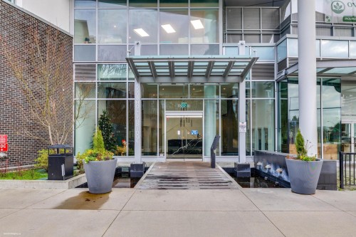 606-5508 Hollybridge Way, Richmond, BC 