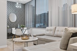 311-1010 Howe Street  Vancouver, BC V6Z 1P5