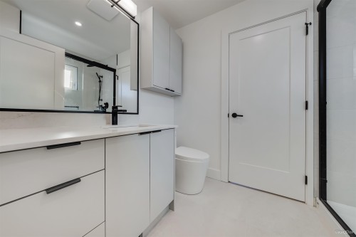 4-4211 Graveley Street, Burnaby, BC 