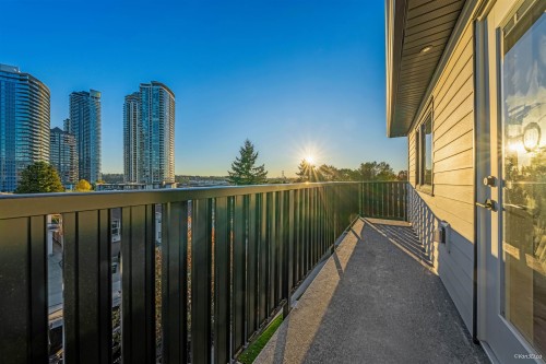 4-4211 Graveley Street, Burnaby, BC 