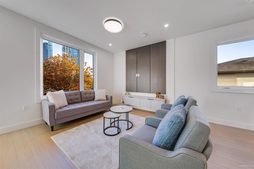 4-4211 Graveley Street, Burnaby, BC 