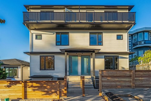 4-4211 Graveley Street, Burnaby, BC 